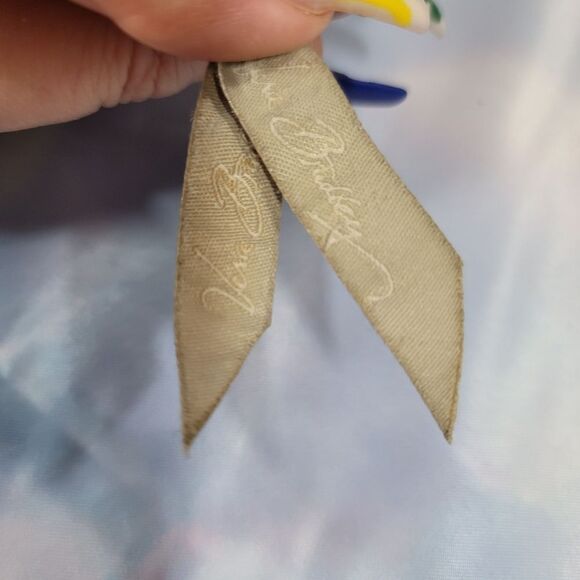 Vera Bradley Wallet / Wristlet / Clutch in Tea Party Print - Picture 3 of 15